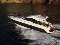 Спортивная моторная яхта  Beneteau Gran Turismo 38