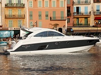 Спортивная моторная яхта Beneteau Gran Turismo 44